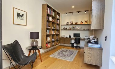 LAS CAÑADAS CASA EN VENTA SEMINUEVA EN COTO LA PRADERA CON ACABADOS DE LUJO