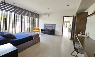 LAS CAÑADAS CASA EN VENTA SEMINUEVA EN COTO LA PRADERA CON ACABADOS DE LUJO