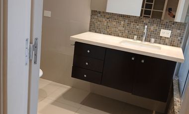 Rumenco, casa 5 ambientes. Dos plantas. Barrio Cerrado.