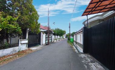 Spacious & Serene Home on 640m² Land at Pembangunan, Cirebon City