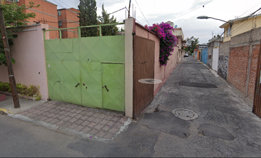 EXCELENTE OPORTUNIDAD PARA INVERTIR EN PROPIEDAD  ADJUDICADA EN REMATE BANCARIO EN COL EL TRIUNFO IZTAPALAPA