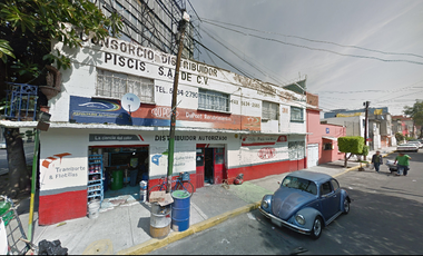 EXCELENTE OPORTUNIDAD PARA INVERTIR EN PROPIEDAD  ADJUDICADA EN REMATE BANCARIO EN COL EL TRIUNFO IZTAPALAPA