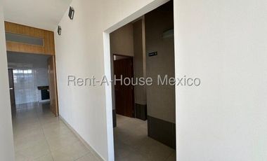 Cañadas del Lago - Departamento con amenidades y 3 recámaras, RENTA