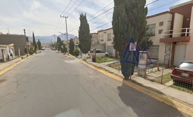 Casa En Venta En Ex-hacienda De Guadalupe, Chalco, Estado De México. Recuperación Bancaria. Jx71