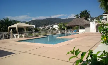 Departamento En Venta En Condominio Sol y Mar Acapulco