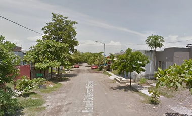 CASA EN VENTA EN TECOMAN, RECUPERACION BANCARIA