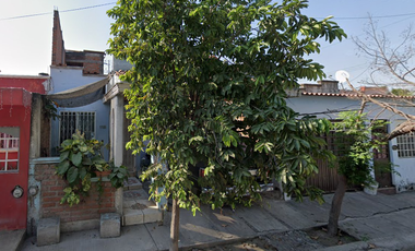 CASA EN VENTA EN TECOMAN, RECUPERACION BANCARIA
