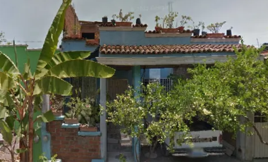 CASA EN VENTA EN TECOMAN, RECUPERACION BANCARIA