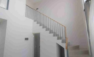 Disewakan Rumah di Kawasan Elite Royal Residence 2, Menganti