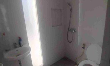 Disewakan Rumah di Kawasan Elite Royal Residence 2, Menganti