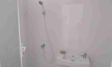 Disewakan Rumah di Kawasan Elite Royal Residence 2, Menganti