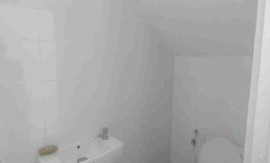 Disewakan Rumah di Kawasan Elite Royal Residence 2, Menganti