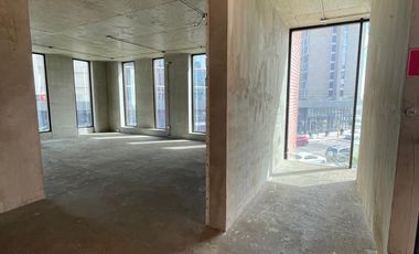 Exclusivo local en Av. Edmundo Eluchans