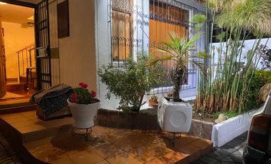 VENDO CASA 3 DORM SECTOR KENNEDY