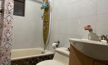 VENDO CASA 3 DORM SECTOR KENNEDY