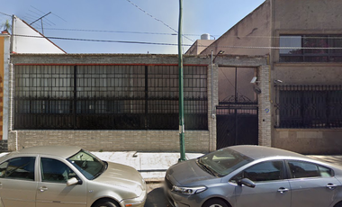 CASA EN REMATE CUAUHTEMOC