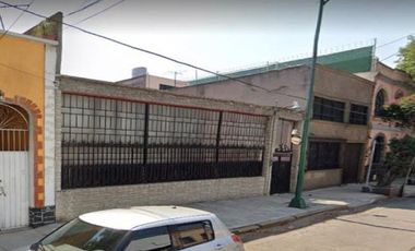 CASA EN REMATE CUAUHTEMOC