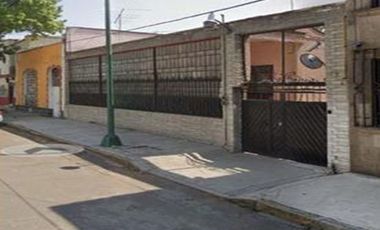 CASA EN REMATE CUAUHTEMOC
