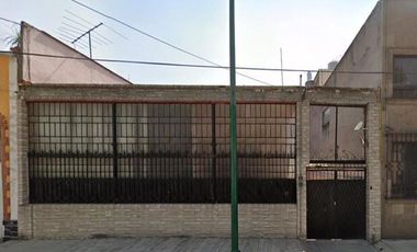 CASA EN REMATE CUAUHTEMOC