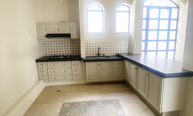 EN VENTA CASONA EN PÁTZCUARO MICHOACAN