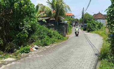Di Jual Tanah kapling siap bangun 250 M2 yellow zone akses lebar Munggu dekat Canggu
