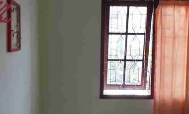 Disewakan Rumah 2 lantai Raya Babatan Pratama, SHM , dekat Citraland, PTC, National Hospital