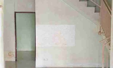 Disewakan Rumah 2 lantai Raya Babatan Pratama, SHM , dekat Citraland, PTC, National Hospital