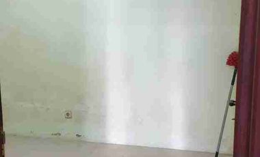 Disewakan Rumah 2 lantai Raya Babatan Pratama, SHM , dekat Citraland, PTC, National Hospital