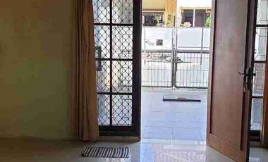 Disewakan Rumah 2 lantai Raya Babatan Pratama, SHM , dekat Citraland, PTC, National Hospital