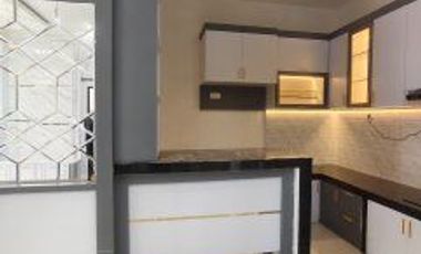 Rumah baru 2lt Semi Furnished murah, siap huni lokasi Tengku Bey / Simpang tiga Pekanbaru