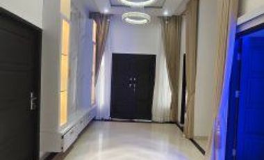 Rumah baru 2lt Semi Furnished murah, siap huni lokasi Tengku Bey / Simpang tiga Pekanbaru