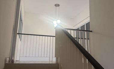 Rumah 2 Lantai The Riviera Puri Semi Furnished Siap Huni