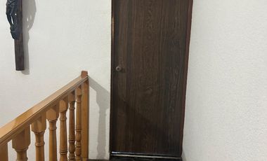 RENTA CASA AMUEBLADA EN LOS REYES TULTITLÁN