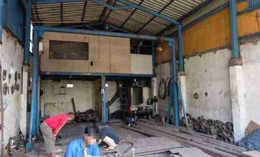 Gudang pinggir jalan raya narogong bekasi