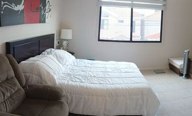 Alquilo - Pto Azul 3 Dorm, 3.5 baños, 2 salas, estudio, terraza techada, piscina, parqueos Guayaquil Ecuador