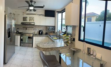 Alquilo - Pto Azul 3 Dorm, 3.5 baños, 2 salas, estudio, terraza techada, piscina, parqueos Guayaquil Ecuador