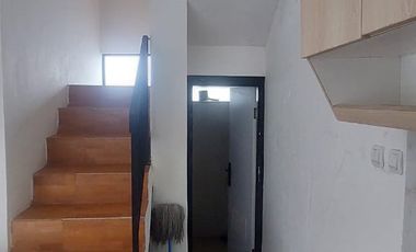 Rumah DP0% Siap huni dekat Ciledug / Graha Raya, dinding bata merah