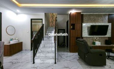 Dijual Rumah Mewah Siap Huni Dan Full Furnish Berlokasi Di BNR Bogor