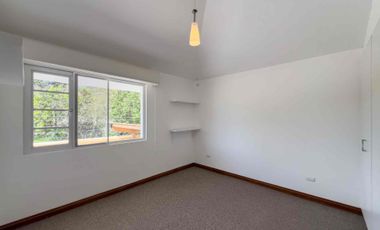 Casa  Independiente en Conjunto