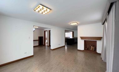 Casa  Independiente en Conjunto