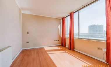 Patronato - 1 Dormitorio - 1 Baño. Amplio. Cocina cerrada