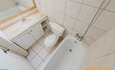 Patronato - 1 Dormitorio - 1 Baño. Amplio. Cocina cerrada