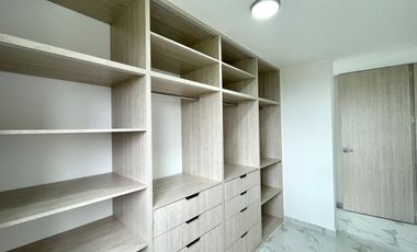 Extraordinario apartamento esquinero con vista a las montañas. Cerritos. Pereira - Colombia.