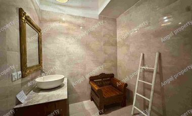 DIJUAL/DISEWAKAN VILLA MODERN NUANU