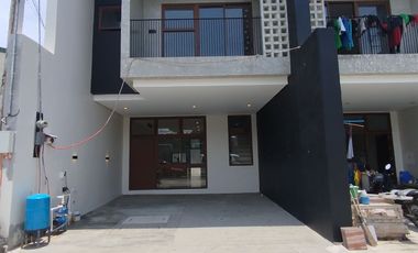 FOR SALE! 16.8M 2Storey Duplex Townhouse in Brgy Don Bosco Betterliving Paranaque-AP
