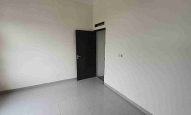 Rumah Baru 2 Lantai Siap Huni di BJI Mekarsari, Bekasi Timur