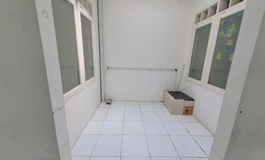 Jual atau Disewakan Rumah Bagus LB90m di Regency Melati Mas Serpong TangSel, KD25102105