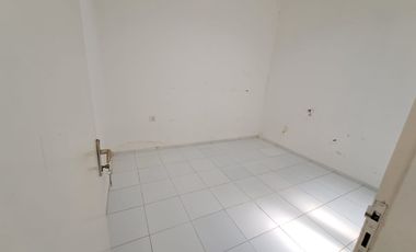 Jual atau Disewakan Rumah Bagus LB90m di Regency Melati Mas Serpong TangSel, KD25102105