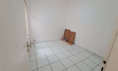 Jual atau Disewakan Rumah Bagus LB90m di Regency Melati Mas Serpong TangSel, KD25102105