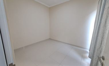 Jual Dan Disewakan Rumah Bagus 2Lt SHM LB174 di Villa Melati Mas Serpong TangSel, KD25102101